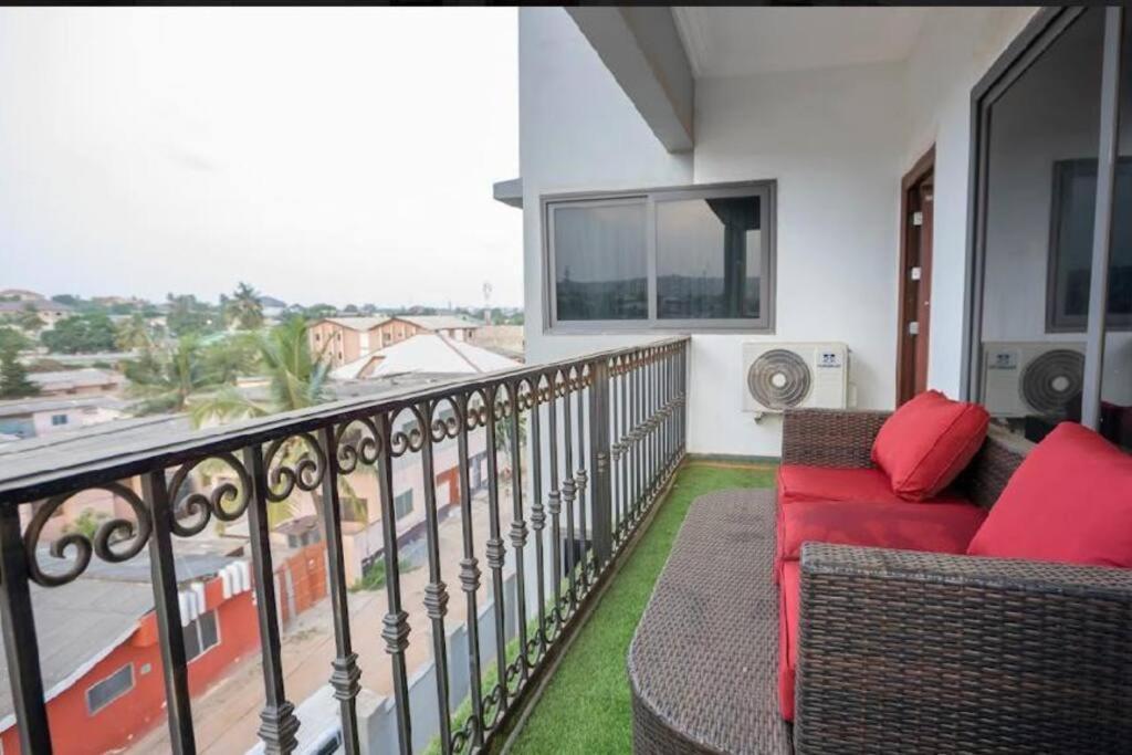 Cozy Penthouse ,Accra Ghana Owuraman Esterno foto